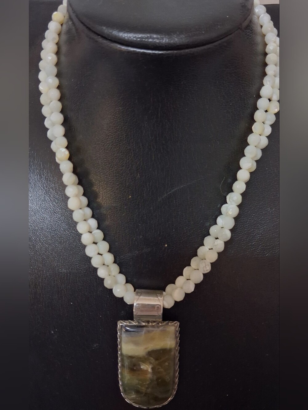 Vintage Jay King DTR .925 Mother Of Pearl Necklace With Moss Agate Pendant